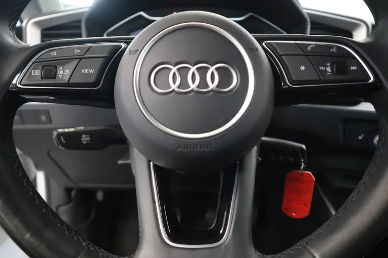 Audi A1 citycarver 30 TFSI epic Airco Cruise Control 17 LMV PDC VCP DAB+ afbeelding 9