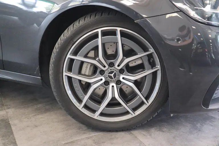Mercedes-Benz E-Klasse 300 e AMG Line PDC ACC Schuifkanteldak 360 Camera 19''lm afbeelding 4