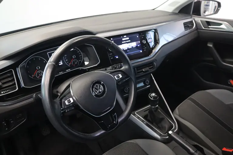 Volkswagen Polo 1.0 TSI Highline R-line Adaptive-Cruise Navigatie 17'Lmv 24 maanden garantie mogelijk (*vraag naar de voorwaarden) afbeelding 7