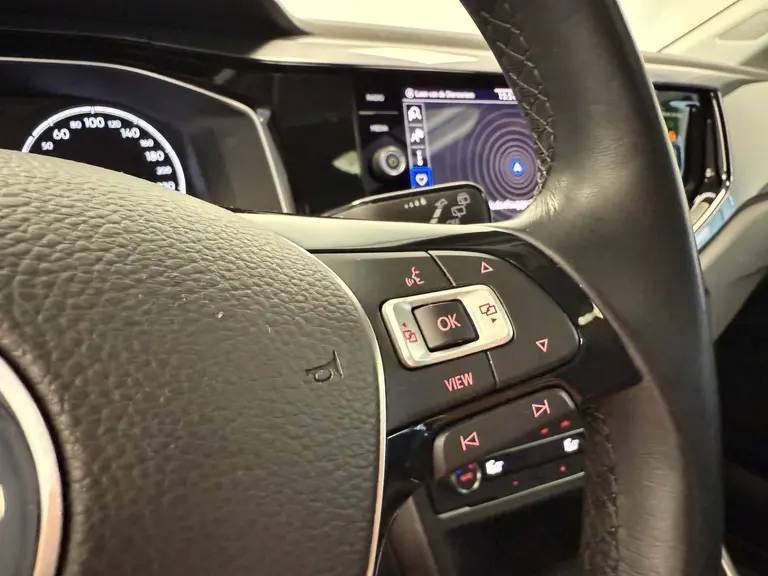 Volkswagen Polo 1.0 TSI Highline Business R-line Panoramadak Navigatie Full-led 24 maanden garantie mogelijk (*vraag naar de voorwaarden) afbeelding 11