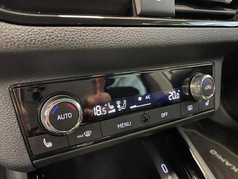 Skoda Kamiq 1.5 TSI ACT Business Edition Carplay PDC Trekhaak Automaat 150PK! 2 Jaar garantie mogelijk* ( vraag naar de voorwaarde) afbeelding 12