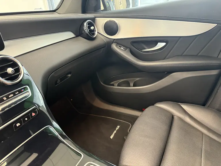 Mercedes-Benz GLC Coupé 300e 4MATIC Business Solution AMG Panoramadak PDC Achteruitrijcamera 24 maanden garantie mogelijk (*vraag naar de voorwaarden) afbeelding 24