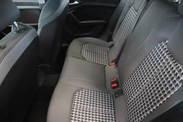Audi A1 citycarver 30 TFSI epic Airco Cruise Control 17 LMV PDC VCP DAB+ afbeelding 18