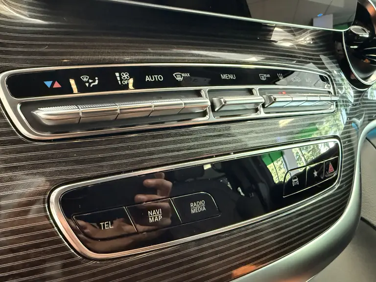 Mercedes-Benz EQV 300 L2 Business Solution Limited 90 kWh Cruise/Climate Camera Burmester Audio afbeelding 14