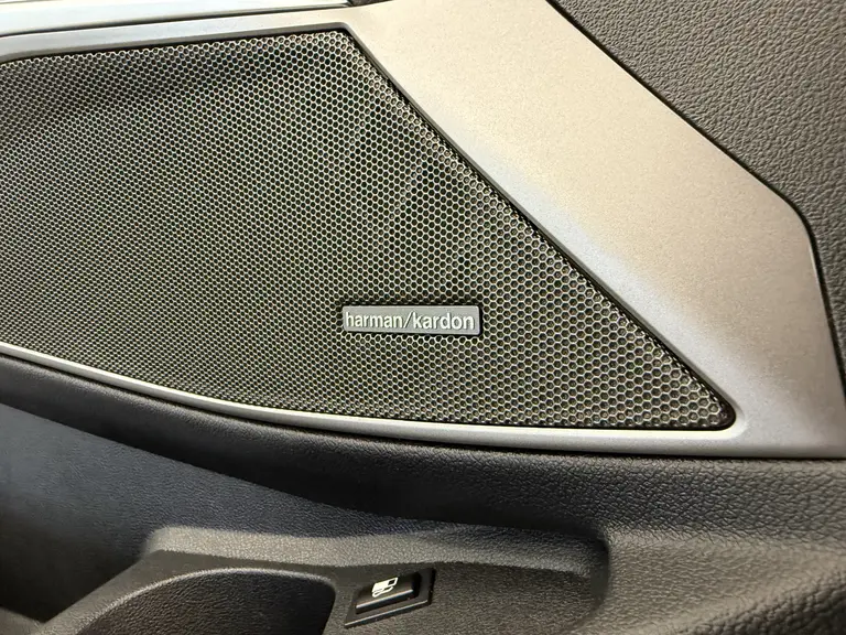BMW 3-serie 330e eDrive Edition ACC Head-Up Harman Kardon Schuif/Kanteldak afbeelding 25