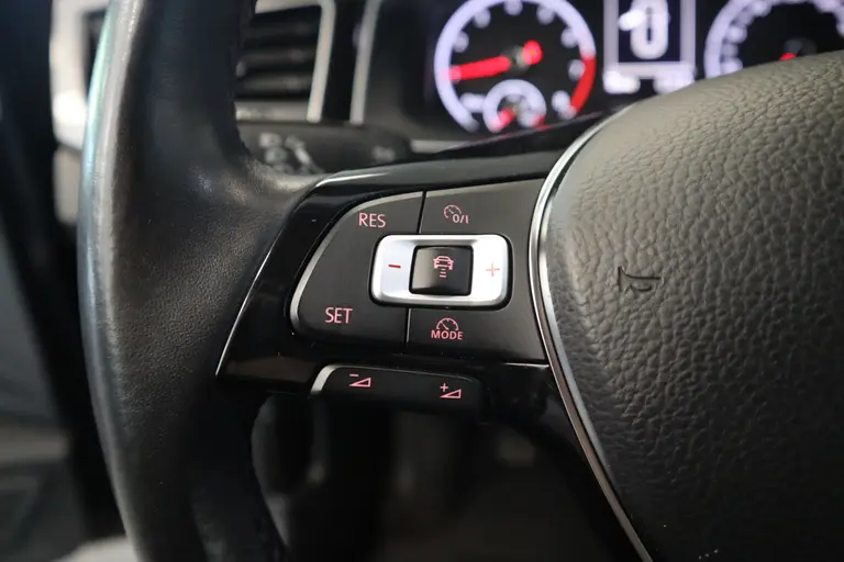 Volkswagen Polo 1.0 TSI Highline R-line Adaptive-Cruise Navigatie 17'Lmv 24 maanden garantie mogelijk (*vraag naar de voorwaarden) afbeelding 9
