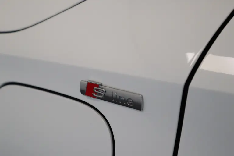 Audi A3 Sportback 40 TFSI e S Line ACC PDC Panoramadak 18''LM 24 maanden garantie mogelijk (*vraag naar de voorwaarden) afbeelding 7