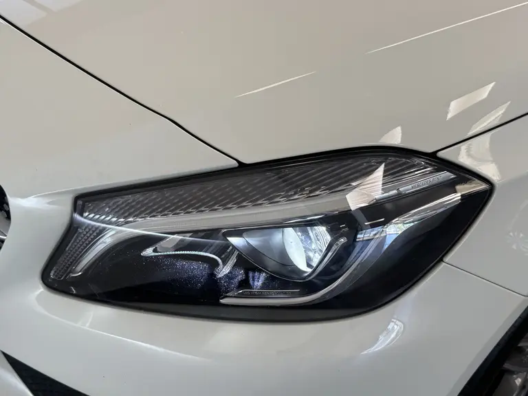 Mercedes-Benz A-Klasse 180 Business Solution AMG 18"lmv Full-led CruiseControl afbeelding 6