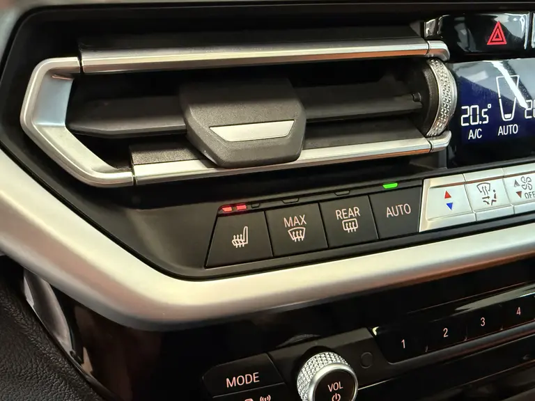 BMW X3 xDrive30e High Executive M-sport 292pk Panoramadak Head-up 20'lmv Navigatie VCP 24 maanden garantie mogelijk (*vraag naar de voorwaarden) afbeelding 17