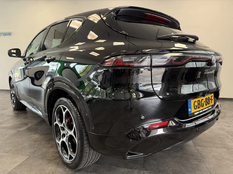 Alfa Romeo Tonale 1.5T Hybrid Veloce ACC Stoelventilatie 360 camera 1e eigenaar! afbeelding 5