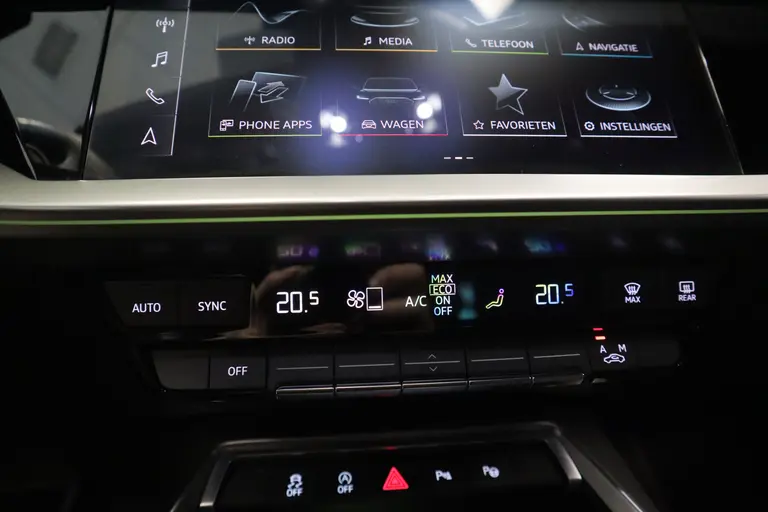 Audi A3 Sportback 35 TFSI S edition 150pk Navigatie 17LMV  volleder interieur Cruise Control parking ass. afbeelding 12