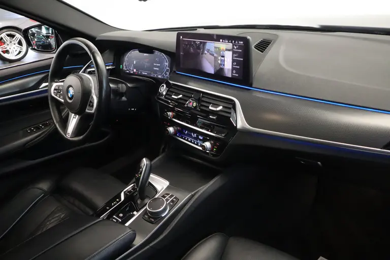 BMW 5 Serie 545e xDrive High Executive Edition M-sport Schuif/kantel dak Harman/Kardon afbeelding 31