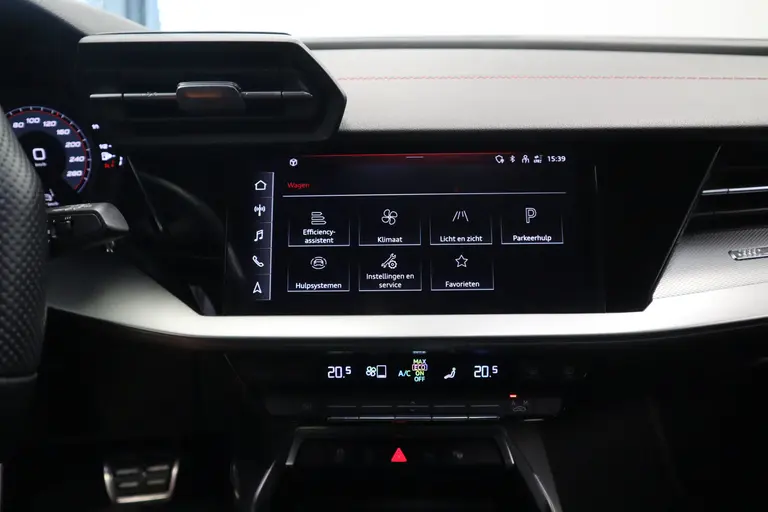 Audi A3 Sportback 35 TFSI S edition 150pk Navigatie 17LMV  volleder interieur Cruise Control parking ass. afbeelding 9