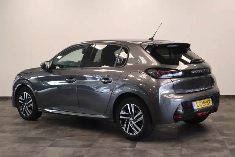 Peugeot 208 1.2 PureTech Blue Lease Allure 5-Drs. Navigatie CruiseControl Full-led afbeelding 3
