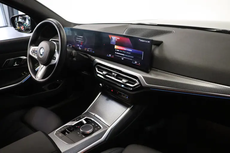 BMW 3-serie 320e ACC PDC 19''LM NAP HI-Fi M-Sport 24 maanden garantie mogelijk (*vraag naar de voorwaarden) afbeelding 24