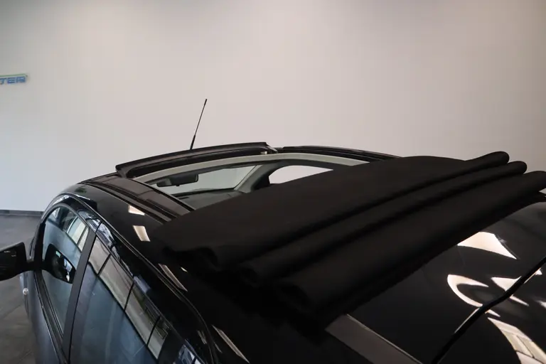Toyota Aygo 1.0 VVT-i x-play limited Cabrio Carplay afbeelding 4