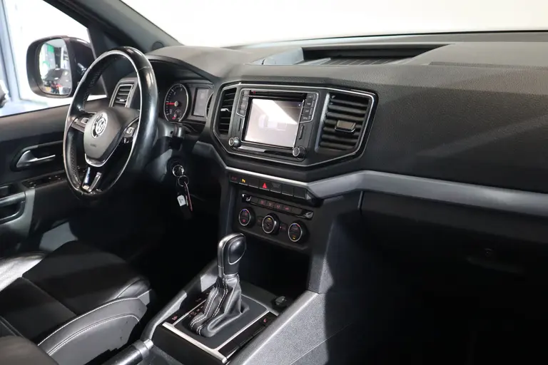 Volkswagen Amarok 3.0 TDI 4Motion DC Aventura 259pk Navigatie Stoelverwarming vol leer interieur trekhaak afdekbak 20LMV afbeelding 16