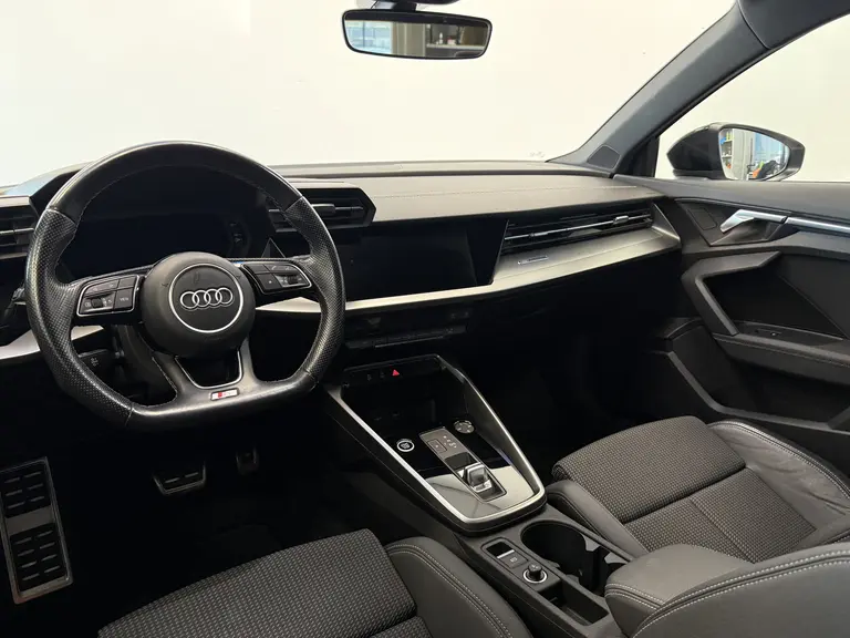 Audi A3 Limousine 30 TFSI S edition 2x S-Line Full-led Navigatie afbeelding 10