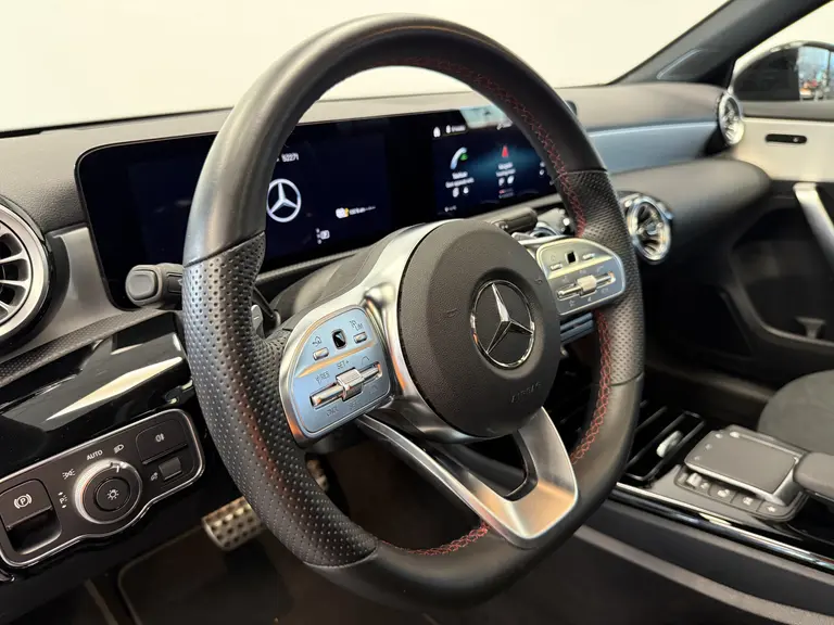 Mercedes-Benz A-Klasse 250 e AMG Line ACC PDC 360' camera Panoramadak Head-Up 24 maanden garantie mogelijk (*vraag naar de voorwaarden) afbeelding 6