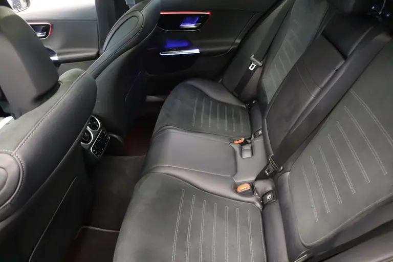 Mercedes-Benz C-Klasse Estate 300 e AMG Line Panorama Memorie Stoelen Sfeerverlichting Head up 24 maanden garantie mogelijk (*vraag naar de voorwaarden) afbeelding 24