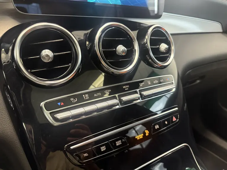 Mercedes-Benz GLC Coupé 300e 4MATIC Business Solution AMG Panoramadak PDC Achteruitrijcamera 24 maanden garantie mogelijk (*vraag naar de voorwaarden) afbeelding 17