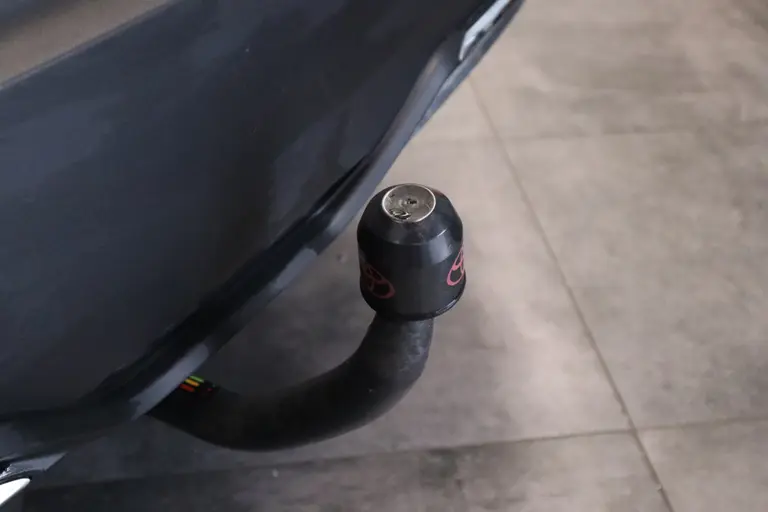 Toyota C-HR 2.0 Hybrid Executive Navigatie Cruise control 18LMV trekhaak DAB+ 24 maanden garantie mogelijk (*vraag naar de voorwaarden) afbeelding 7