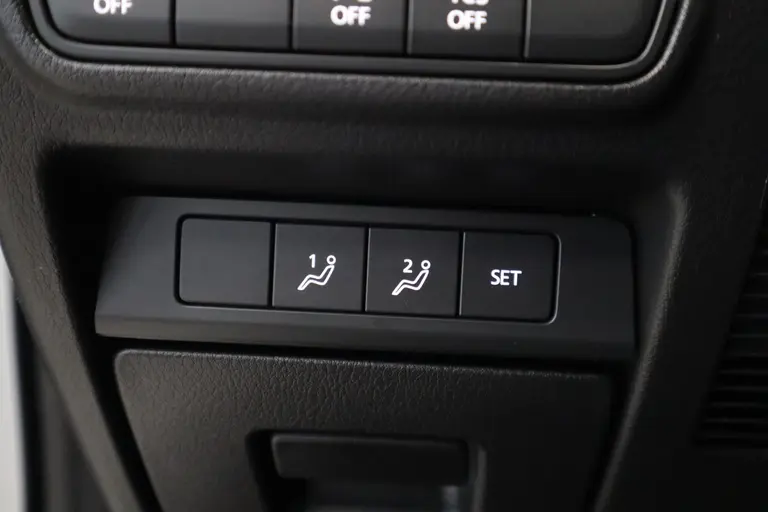 Mazda MX-30 e-SkyActiv 145 First Edition 36 kWh Navigatie Halfleder interieur 18 lmv lane ass. 24 maanden garantie mogelijk (*vraag naar de voorwaarden) afbeelding 23