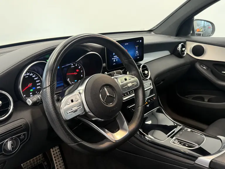 Mercedes-Benz GLC Coupé 300e 4MATIC Business Solution AMG Panoramadak PDC Achteruitrijcamera 24 maanden garantie mogelijk (*vraag naar de voorwaarden) afbeelding 9