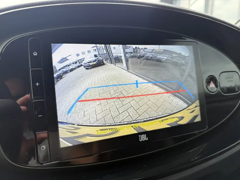 Toyota Aygo X 1.0 VVT-i S-CVT Envy 5-Drs. ClimateControl 18'lmv Navigatie 24 maanden garantie mogelijk (*vraag naar de voorwaarden) afbeelding 22
