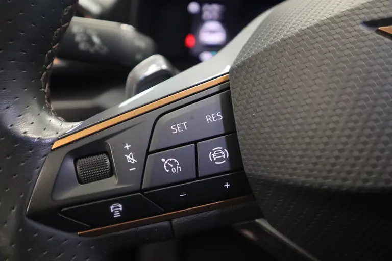 CUPRA Formentor 1.4 TSI e-Hybrid Essential Adaptive-Cruise Full-led VCP afbeelding 20