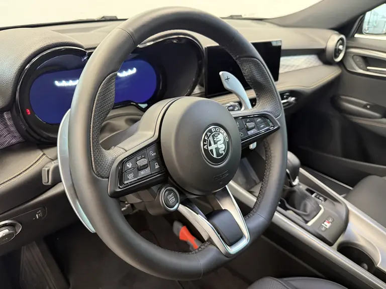 Alfa Romeo Tonale 1.5T Hybrid Veloce ACC Stoelventilatie 360 camera 1e eigenaar! afbeelding 9