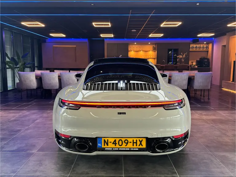Porsche 911 3.0 Carrera 4S Sport chrono Bose Dealer onderhouden Kreide Grau Panoramadak ACC 450PK! afbeelding 19