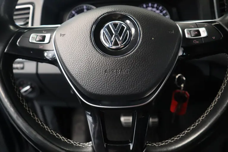 Volkswagen Amarok 3.0 TDI 4Motion DC Aventura 259pk Navigatie Stoelverwarming vol leer interieur trekhaak afdekbak 20LMV afbeelding 9