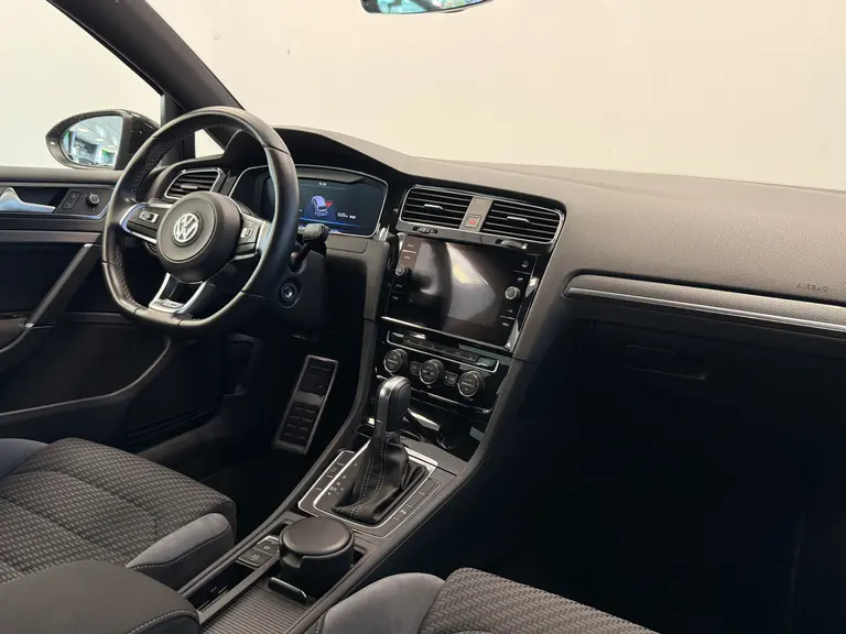 Volkswagen Golf 1.4 TSI Highline Business R Automaat DSG 18 inch achteruitrijcamera afbeelding 6