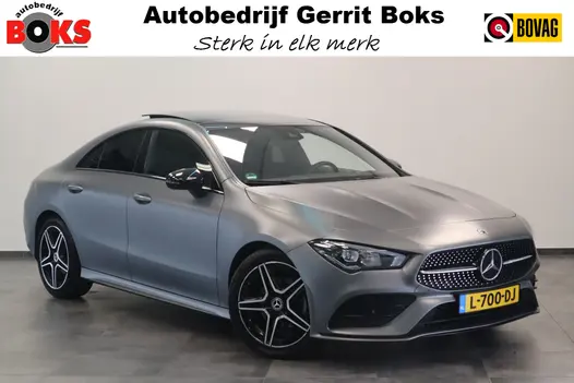Mercedes-Benz CLA-Klasse 180 AMG Business Solution Luxury Sfeer verlichting Panoramadak, Ambi light, Navigatie, 18LMV, Matte kleur 24 maanden garantie mogelijk (*vraag naar de voorwaarden)
