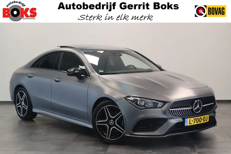 Mercedes-Benz CLA-Klasse 180 AMG Business Solution Luxury Sfeer verlichting Panoramadak, Ambi light, Navigatie, 18LMV, Matte kleur 24 maanden garantie mogelijk (*vraag naar de voorwaarden) afbeelding 1