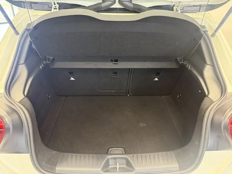Mercedes-Benz A-Klasse 180 Business Solution AMG 18"lmv Full-led CruiseControl afbeelding 24