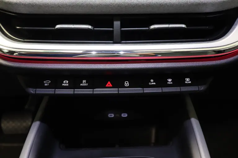 Skoda Enyaq iV 80 First Edition High Panoramadak HUD VCP Navi Clima Cruise Camera 21"LM 24 maanden garantie mogelijk (*vraag naar de voorwaarden) afbeelding 17