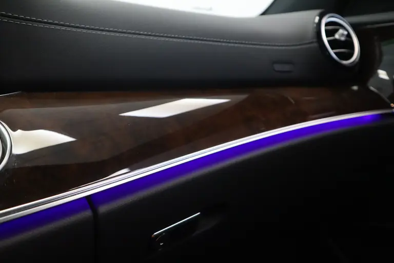 Mercedes-Benz E-Klasse 300 e AMG Line PDC ACC Schuifkanteldak 360 Camera 19''lm afbeelding 17