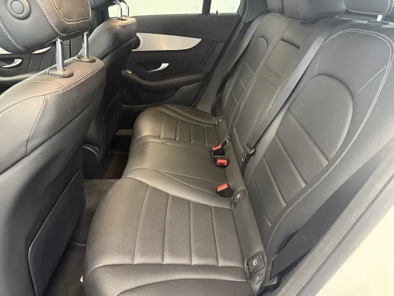 Mercedes-Benz GLC Coupé 300e 4MATIC Business Solution AMG Panoramadak PDC Achteruitrijcamera 24 maanden garantie mogelijk (*vraag naar de voorwaarden) afbeelding 27