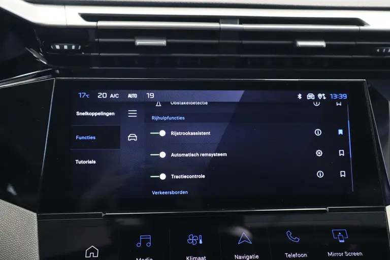 Peugeot 308 SW 1.6 Plug-in Hybrid 180 Allure Navigatie 17LMV PDC VCP Cruise Control Stoel/ Stuur Verwarming 24 maanden garantie mogelijk (*vraag naar de voorwaarden) afbeelding 18