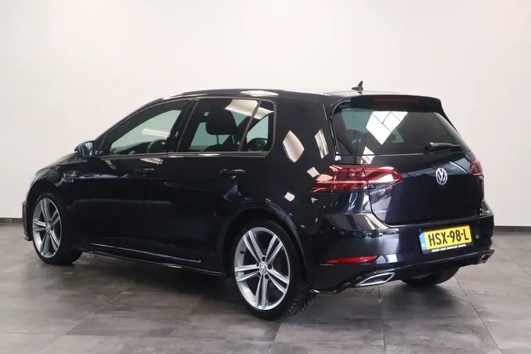 Volkswagen Golf 1.4 TSI Highline Business R Automaat DSG 18 inch achteruitrijcamera afbeelding 3