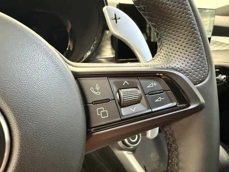 Alfa Romeo Tonale 1.5T Hybrid Veloce ACC Stoelventilatie 360 camera 1e eigenaar! afbeelding 13