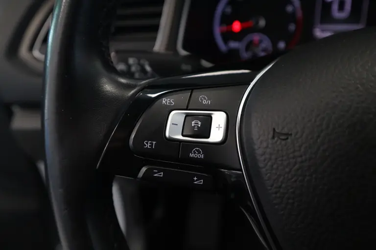 Volkswagen T-Roc 1.5 TSI Style 150pk Panoramadak Full-Led Navigatie 18'lmv afbeelding 12