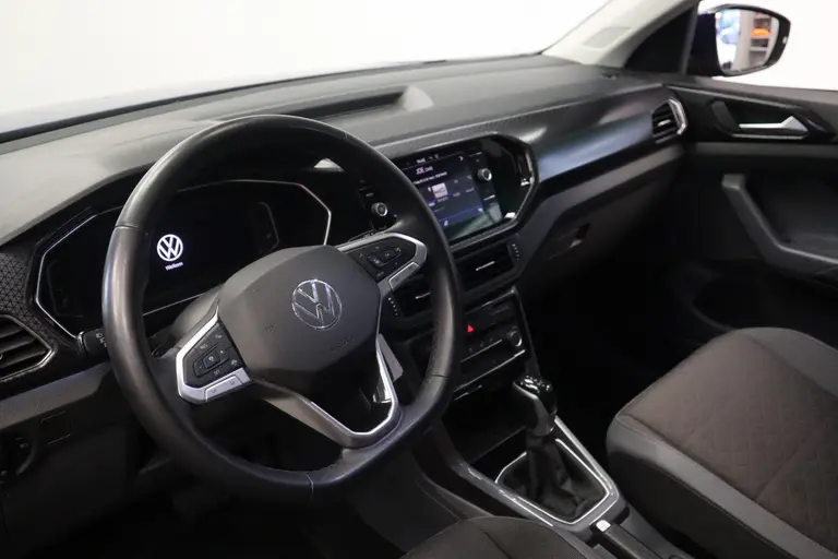 Volkswagen T-Cross 1.0 TSI Style Business R Navigatie Full-led Adaptive-cruise afbeelding 9