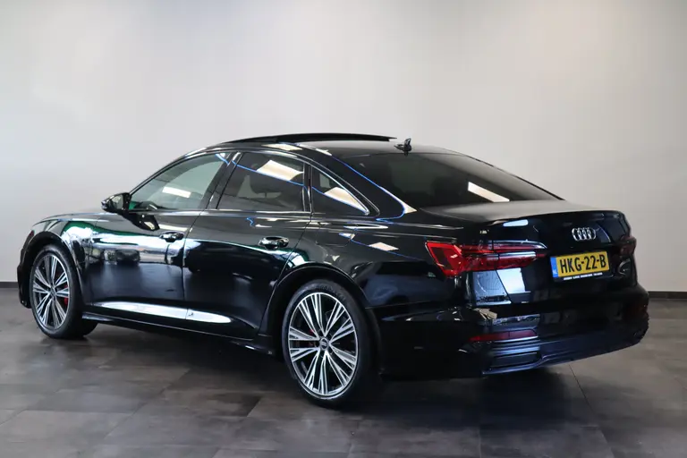 Audi A6 Limousine 55 TFSI e Quattro Pro Line S Competition 256pk Panorama Navigatie Cruise Control Volleder interieur Stoel/Stuur verwarming. afbeelding 4