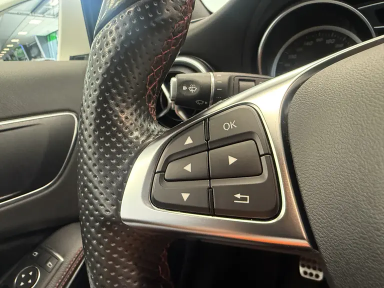 Mercedes-Benz A-Klasse 180 Business Solution AMG 18"lmv Full-led CruiseControl afbeelding 12