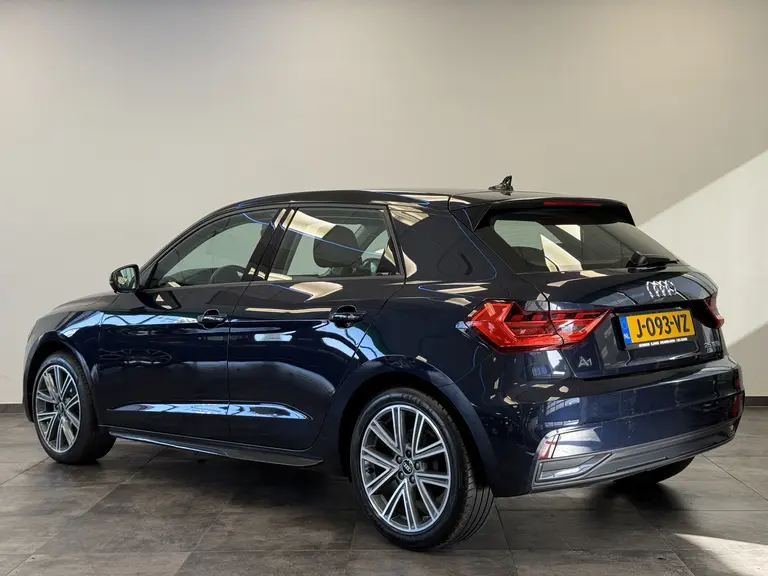 Audi A1 Sportback 25 TFSI epic Apple carplay 17LMV  Cruise Control ACC afbeelding 3