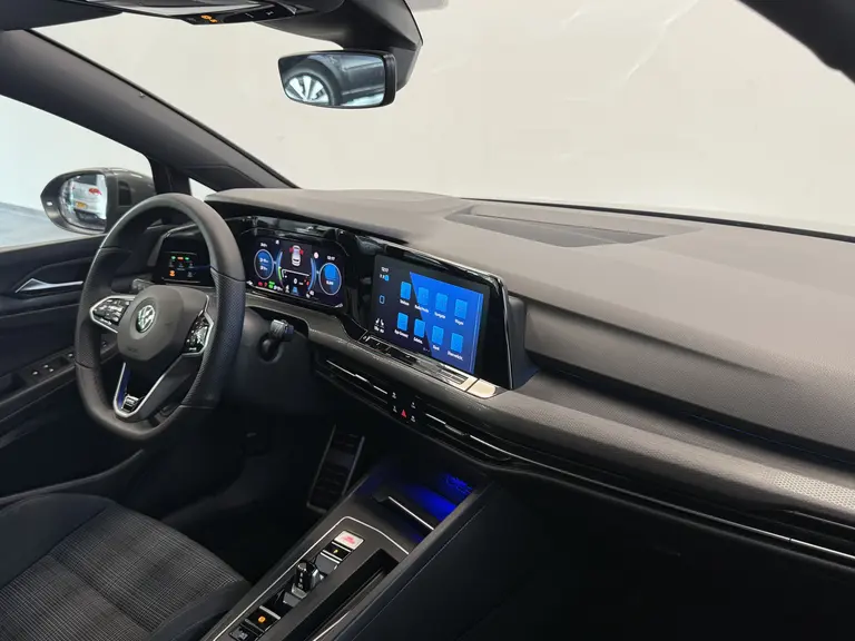 Volkswagen Golf 1.4 eHybrid GTE ACC PDC IQ-Lights afbeelding 11