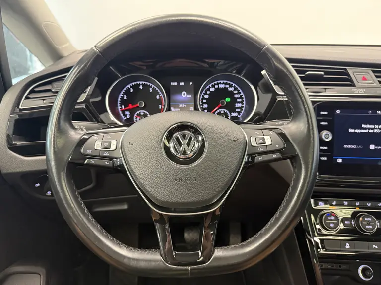 Volkswagen Touran 1.4 TSI Highline Business R 7p ACC Climate Panoramadak PDC Automaat NAP afbeelding 11